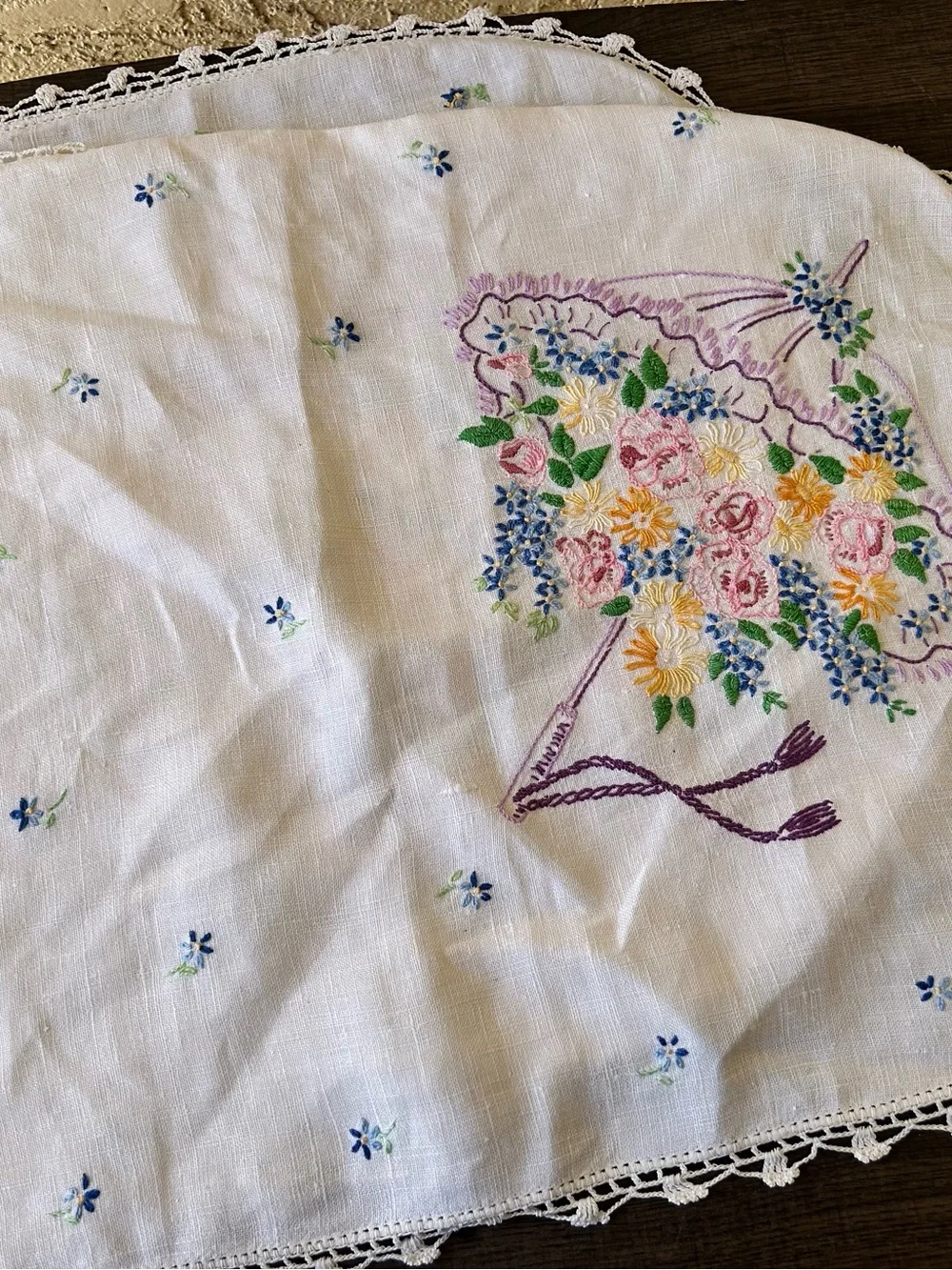 Vintage table runners set of four
